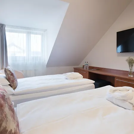 Equitana Hotel 4*