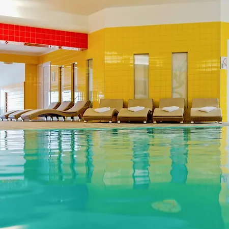 Hotel Equitana 4*